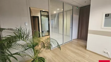 Angers Grand Maine bureaux de 107 m² à vendre - Offre immobilière - Arthur Loyd